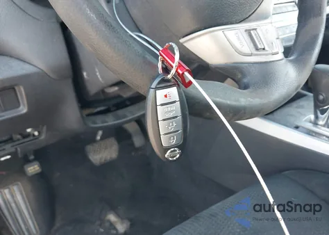 2015 Nissan Altima 2.5/2.5 S/2.5 Sl/2.5 Sv z USA, uszkodzony, nr VIN 1N4AL3AP7FN330230